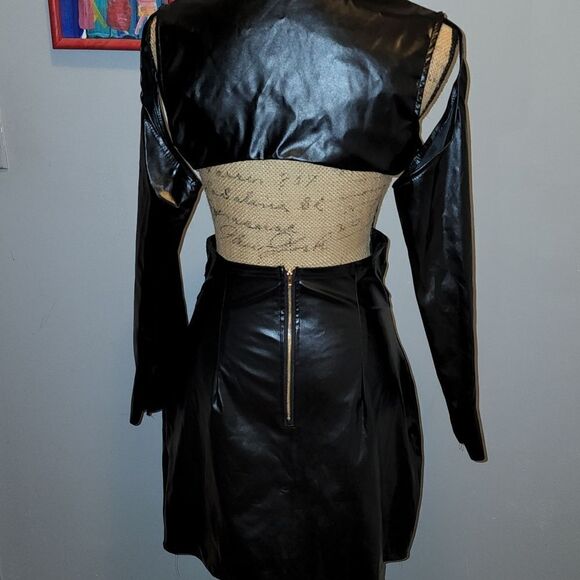 Leather like cut-out - Picture 6 of 9